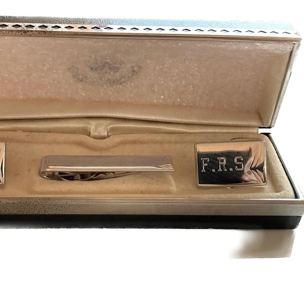 💼 SWANK F.R.S. Monogrammed Silver-Plated Set in Original Box – 1970s Vintage